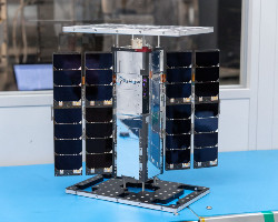 CLICK  (CubeSat Laser Infrared CrosslinK)